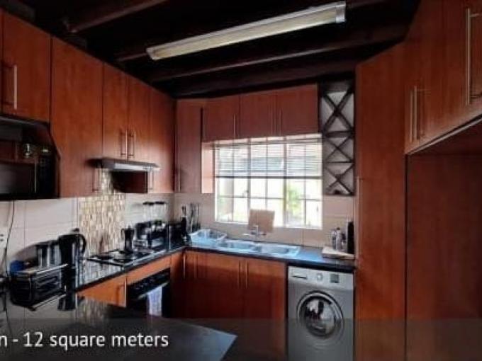 3 Bedroom Apartment for Sale For Sale in Radiokop - MR726169