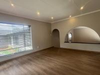  of property in Glenvista