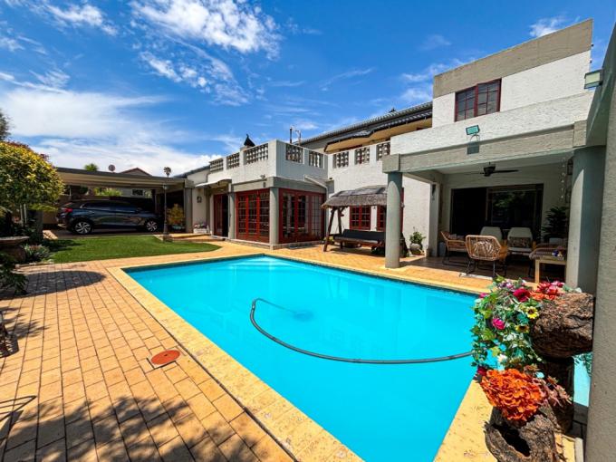 4 Bedroom House for Sale For Sale in Dowerglen - MR726204