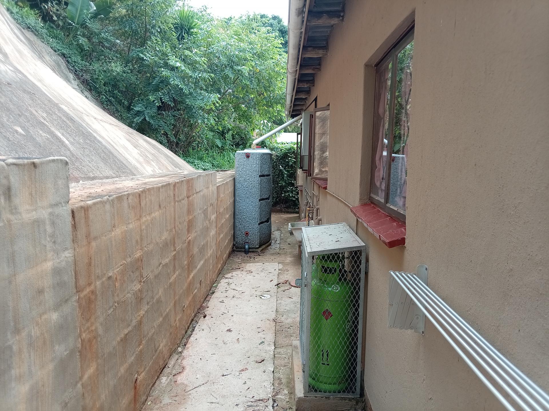  of property in Umzumbe