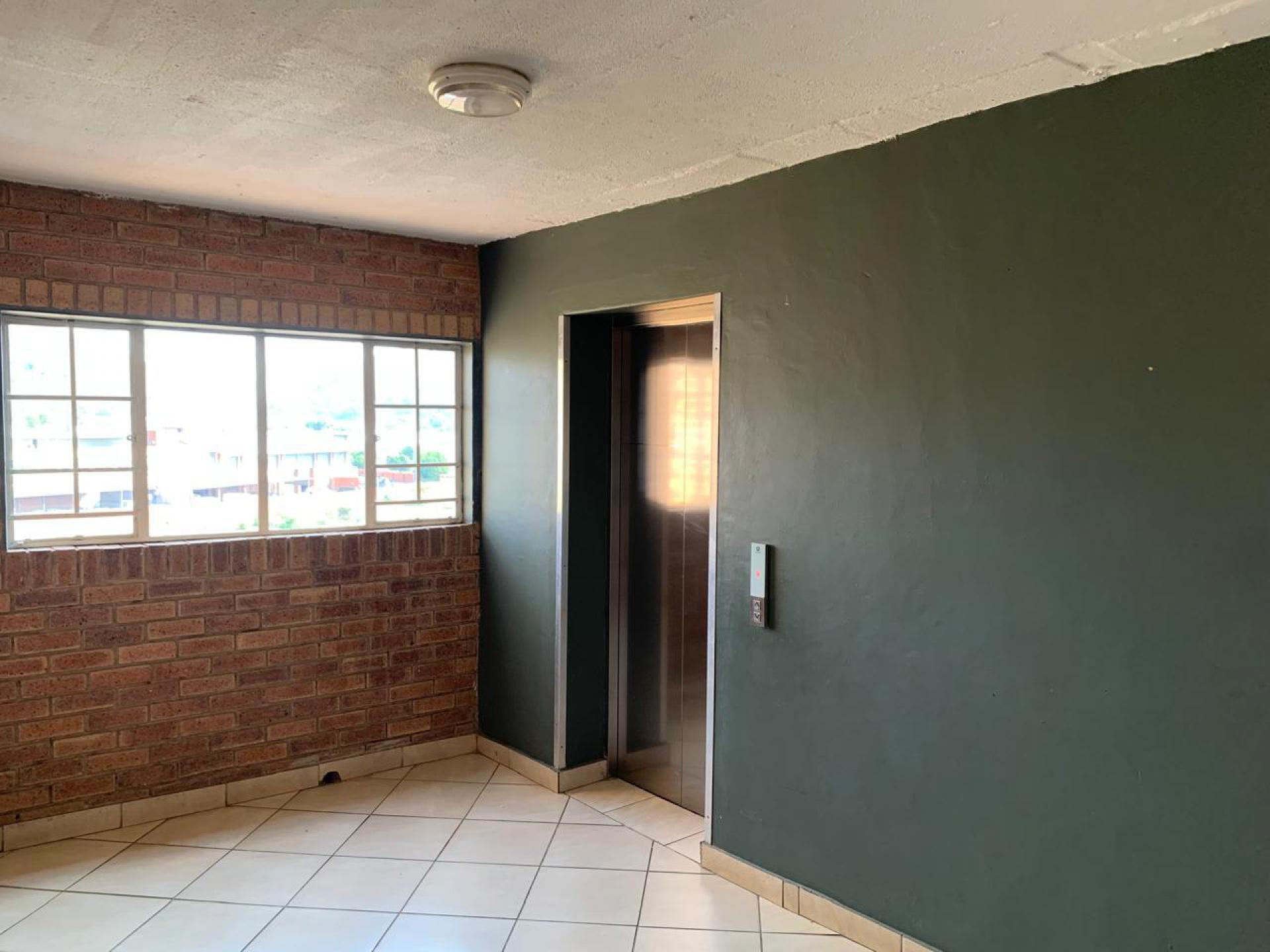  of property in Annlin West