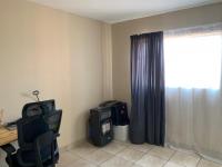  of property in Annlin West