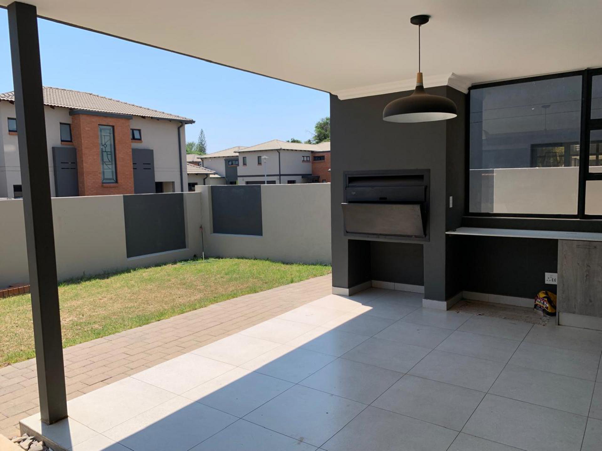  of property in Sinoville