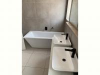  of property in Sinoville
