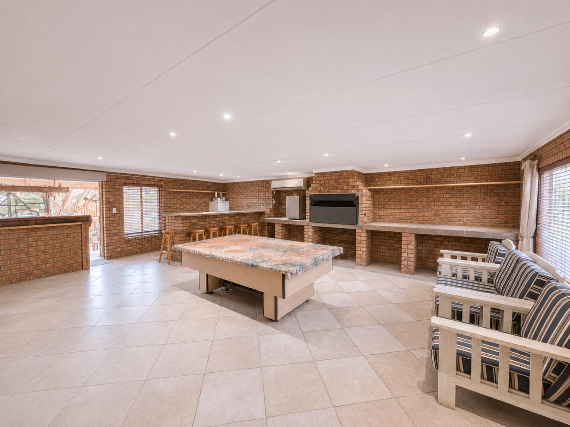  of property in Sinoville
