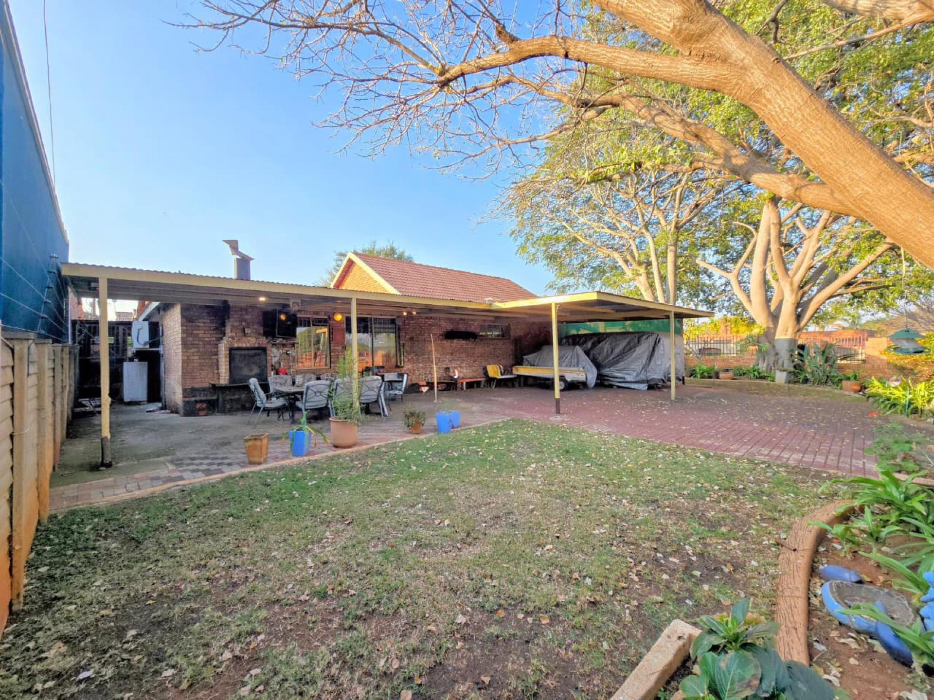  of property in Sinoville