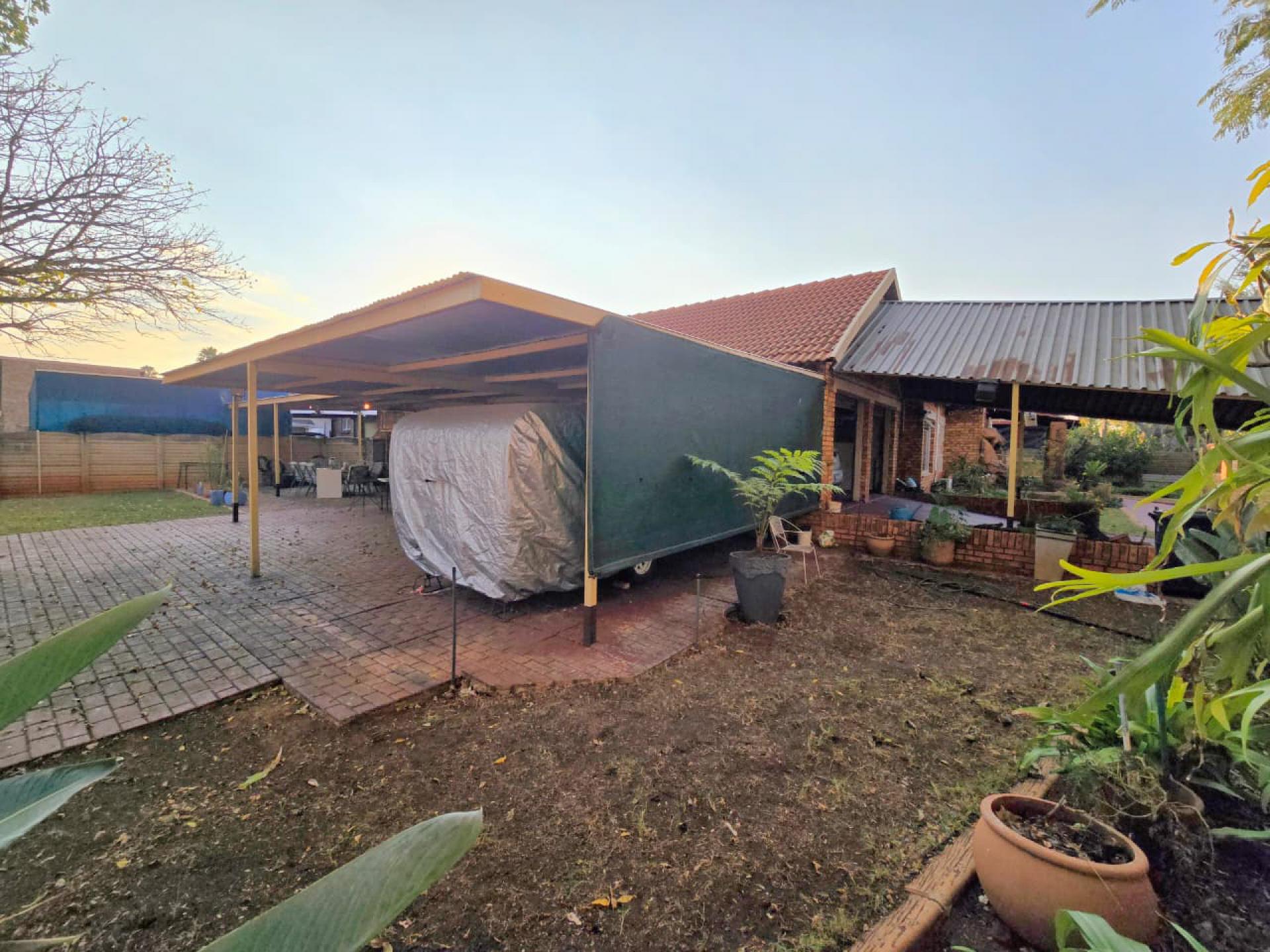  of property in Sinoville