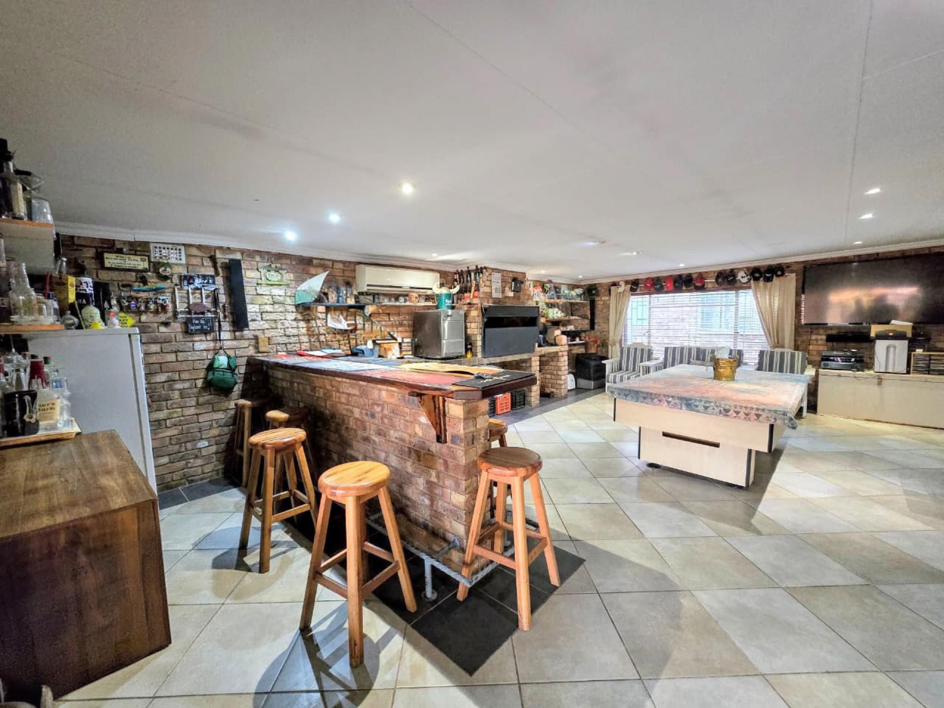  of property in Sinoville