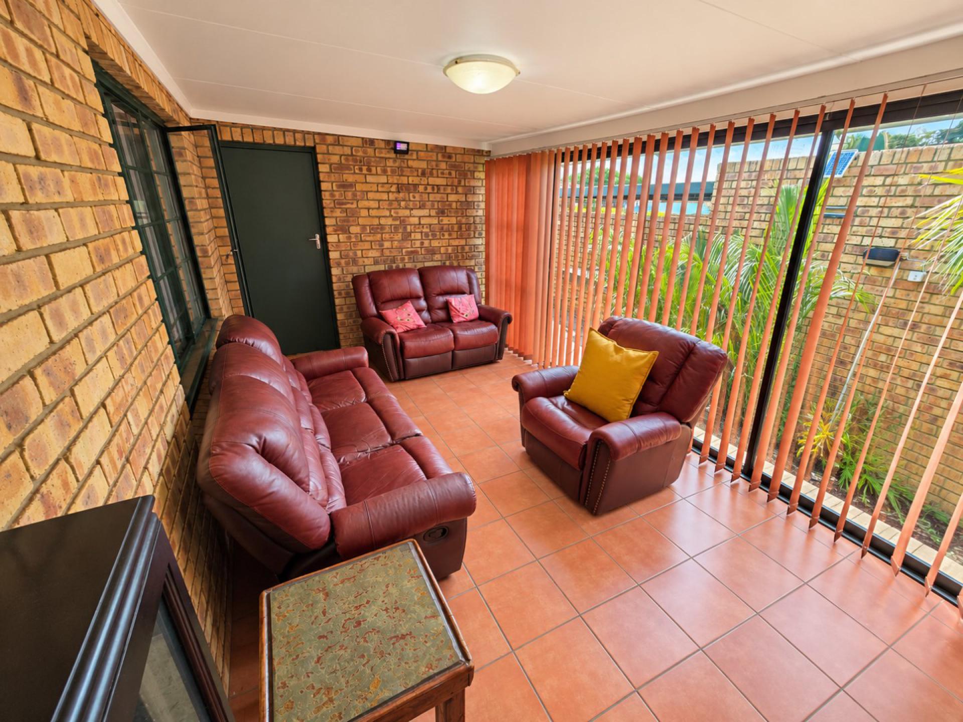  of property in Magalieskruin