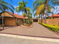 of property in Magalieskruin