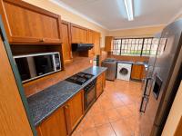  of property in Magalieskruin