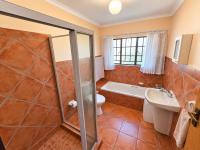  of property in Magalieskruin