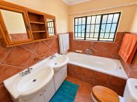  of property in Magalieskruin