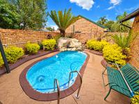  of property in Magalieskruin