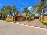  of property in Magalieskruin