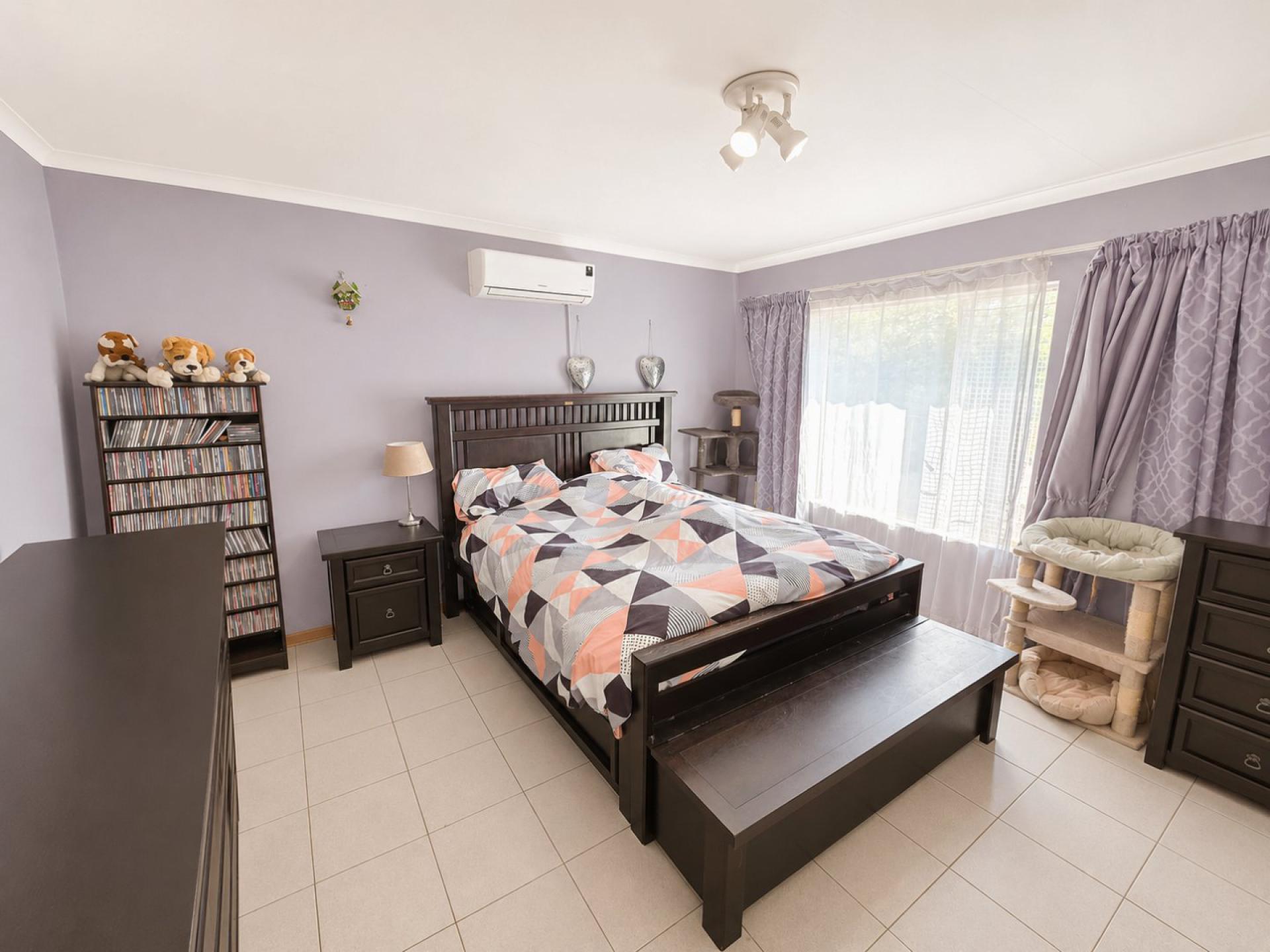  of property in Magalieskruin