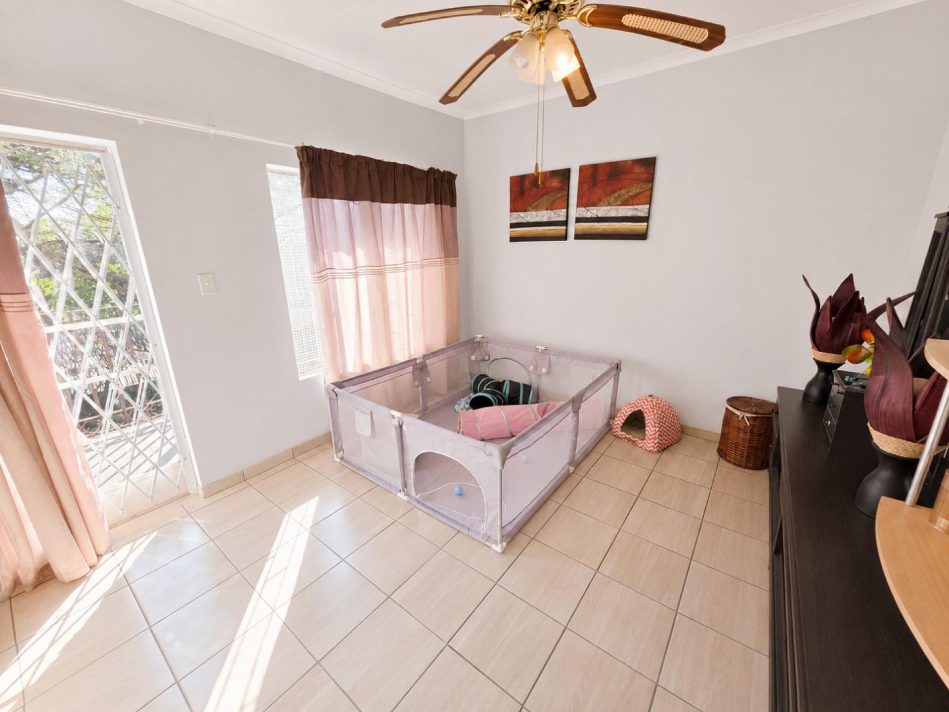  of property in Magalieskruin