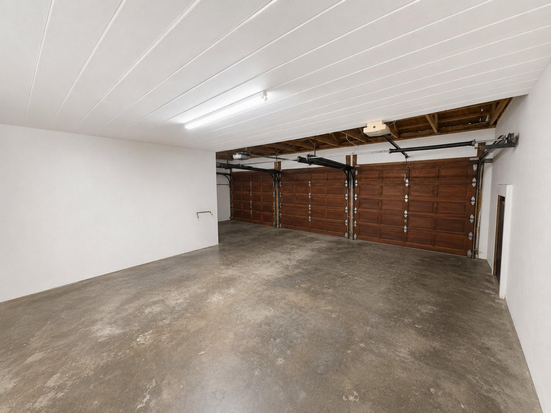  of property in Magalieskruin