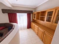  of property in Magalieskruin