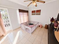  of property in Magalieskruin