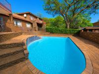  of property in Magalieskruin