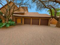  of property in Magalieskruin