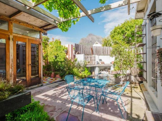 3 Bedroom House for Sale For Sale in Observatory - CPT - MR726359