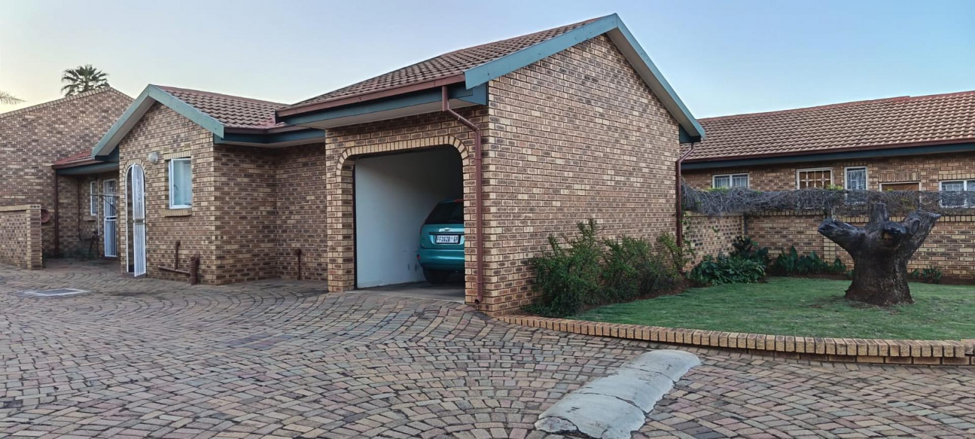  of property in Randpoort