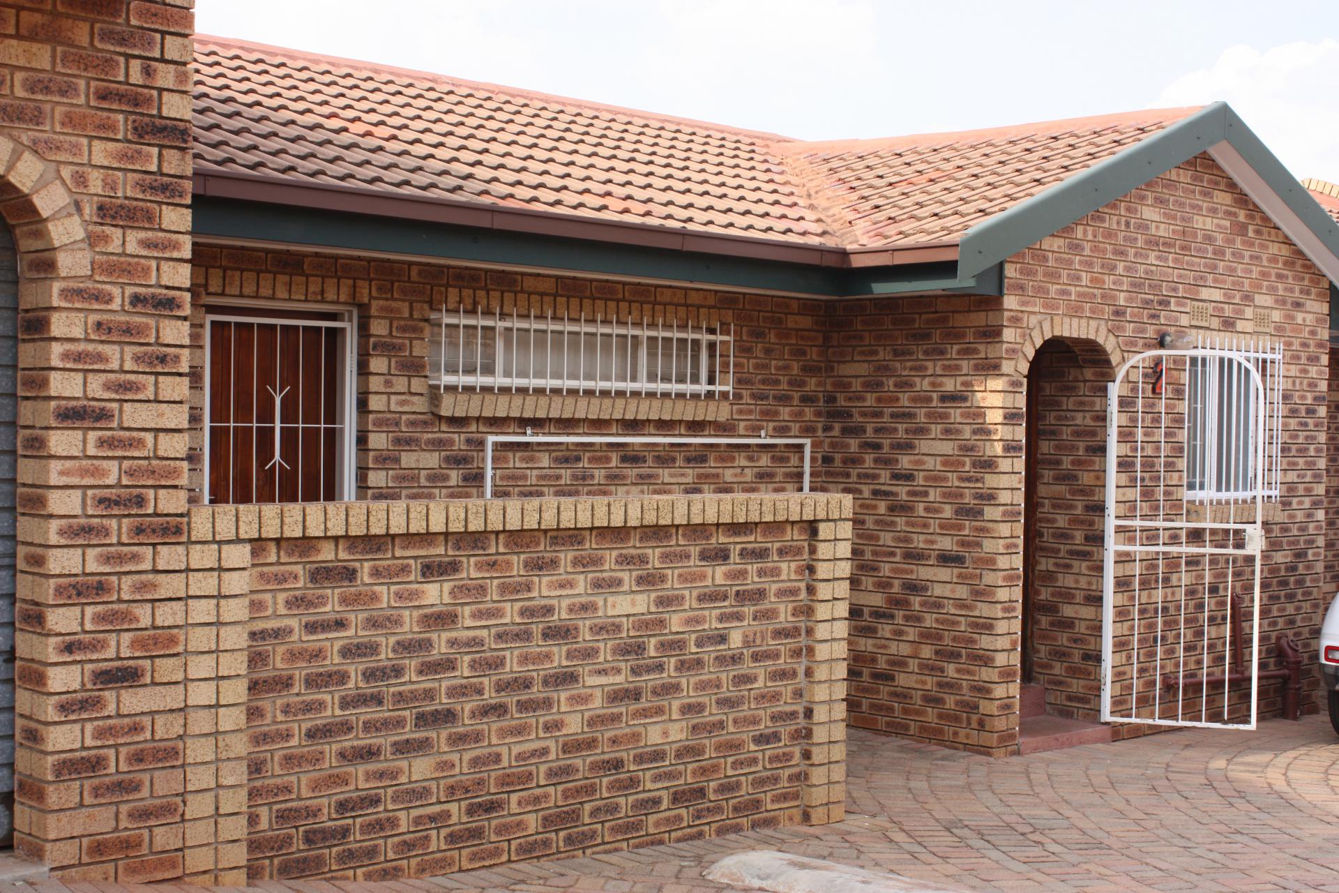  of property in Randpoort