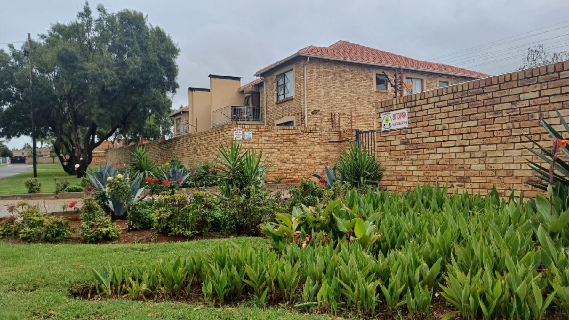  of property in Randpoort