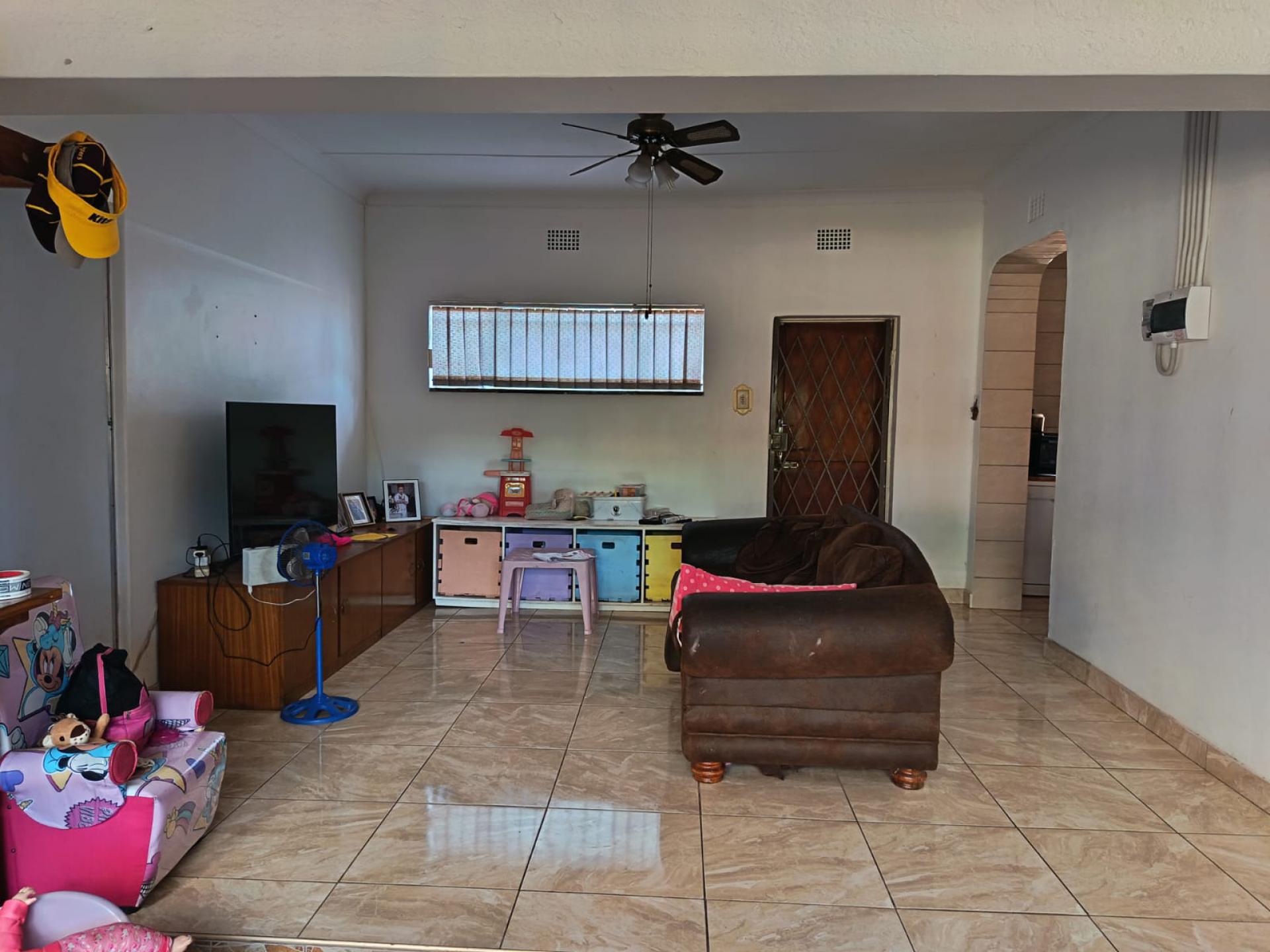  of property in Homelake