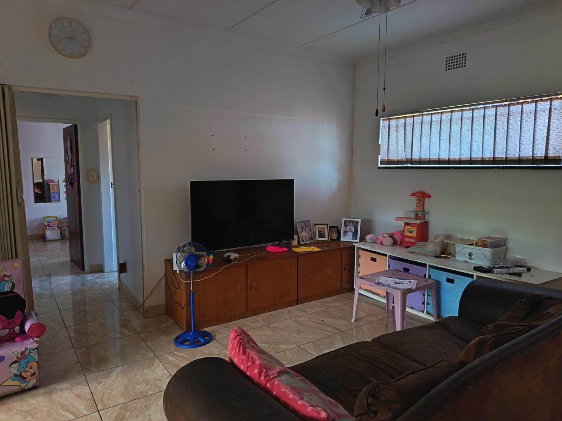  of property in Homelake