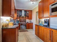  of property in Glenvista