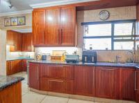  of property in Glenvista