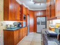  of property in Glenvista