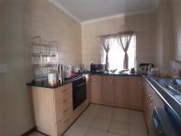  of property in Glen Lauriston 
