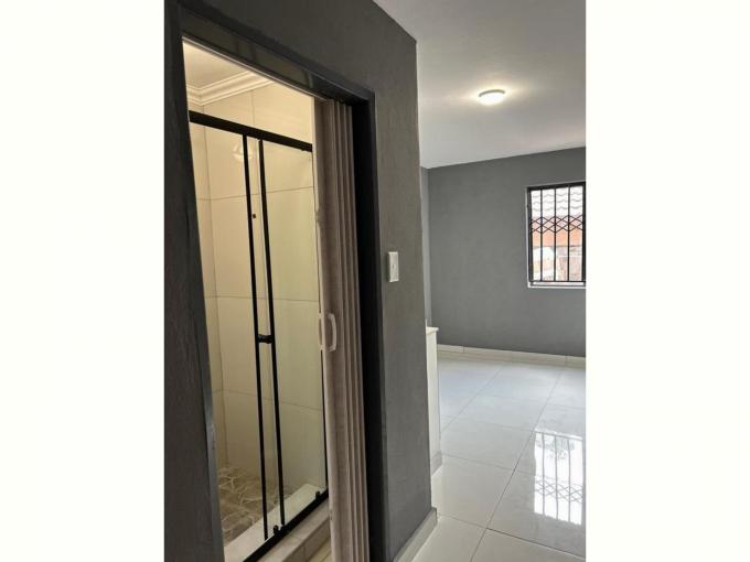 1 Bedroom Apartment to Rent in Ebony Park - Property to rent - MR726506