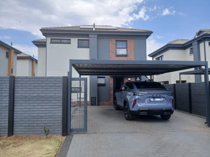 4 Bedroom House for Sale For Sale in Albertsdal - MR726557