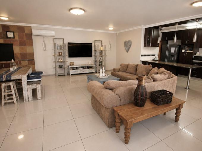 3 Bedroom House for Sale For Sale in Langenhoven Park - MR726621