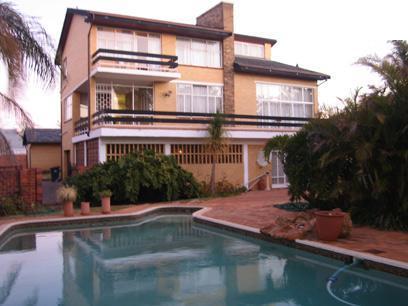 4 Bedroom House for Sale For Sale in Waterkloof Ridge - Home Sell - MR74129