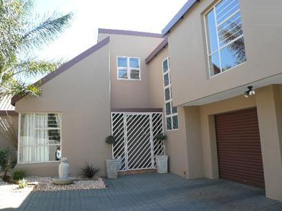 3 Bedroom Duet for Sale For Sale in Moreletapark - Private Sale - MR78502