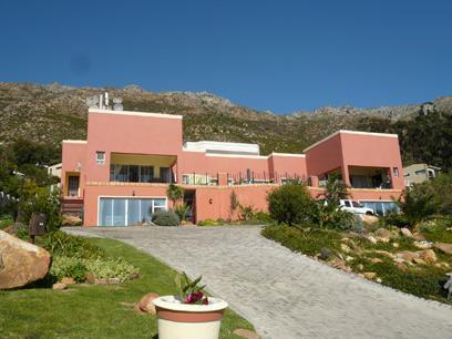 10 Bedroom Cluster for Sale For Sale in Gordons Bay - Private Sale - MR78503