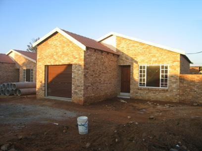 3 Bedroom Simplex for Sale For Sale in East Lynne - Private Sale - MR83131