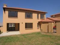 3 Bedroom 2 Bathroom House for Sale for sale in Thatchfield