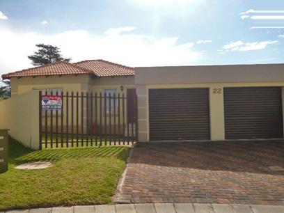 2 Bedroom Simplex for Sale For Sale in Kempton Park - Home Sell - MR87346