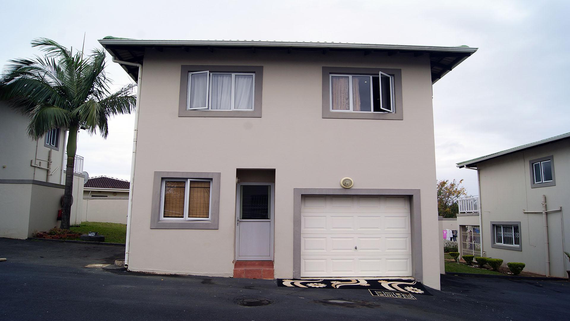 Front View of property in Marburg