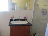 Main Bathroom - 6 square meters of property in Marburg