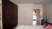 Bed Room 2 - 16 square meters of property in Marburg