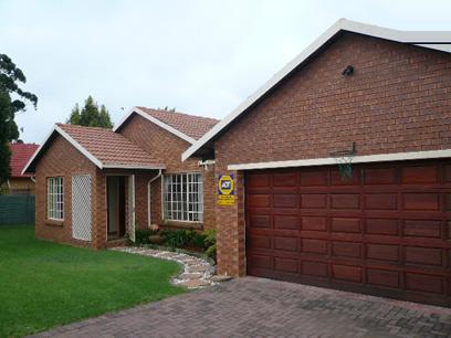 4 Bedroom House for Sale For Sale in Benoni - Home Sell - MR89458