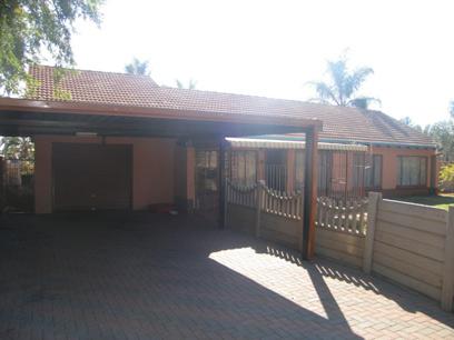 3 Bedroom House for Sale For Sale in Jan Niemand Park - Private Sale - MR93134